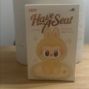 Have a Seat LABUBU Zizi